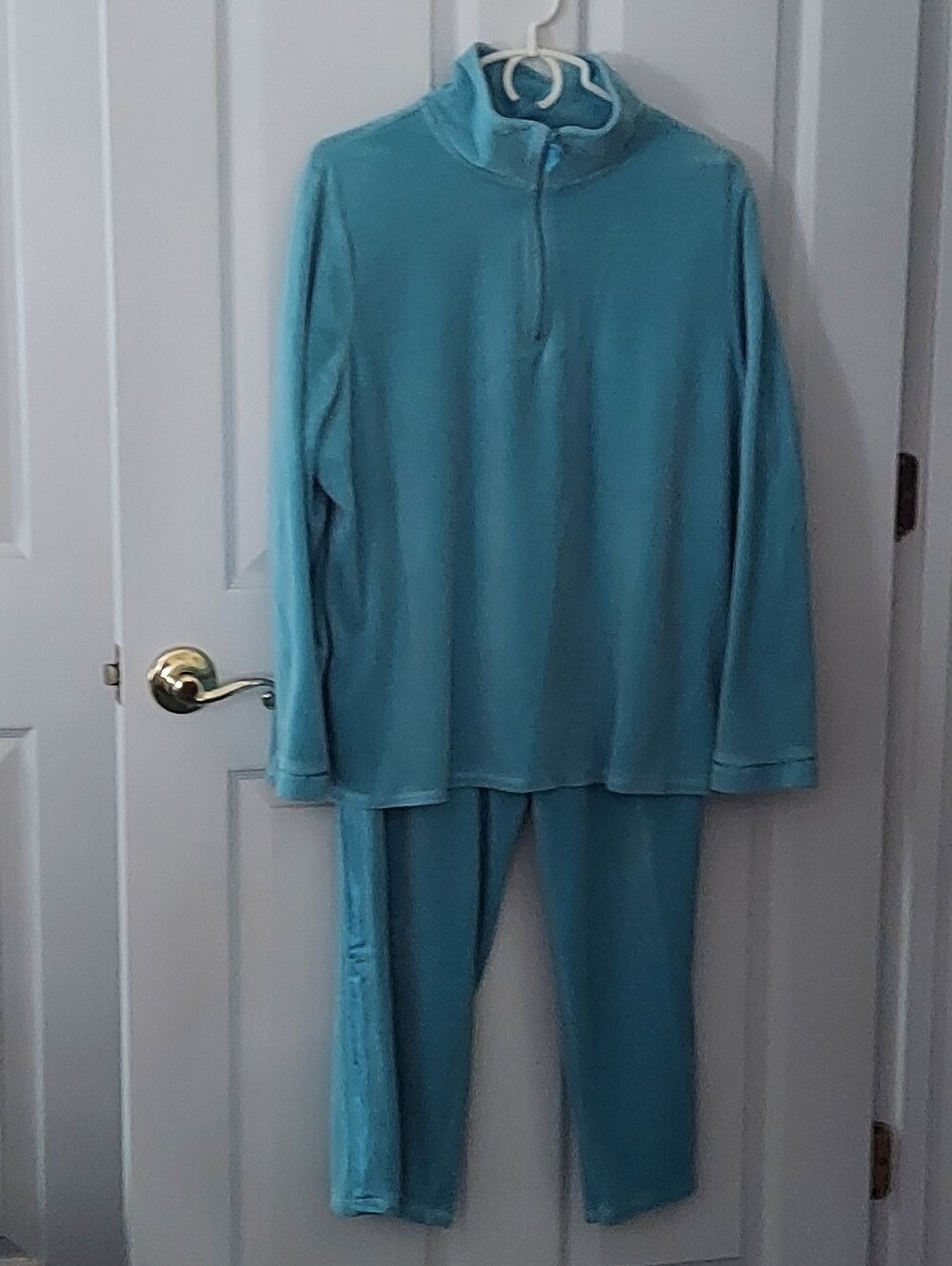 2 Pc Long Sleeved Lounge Set
